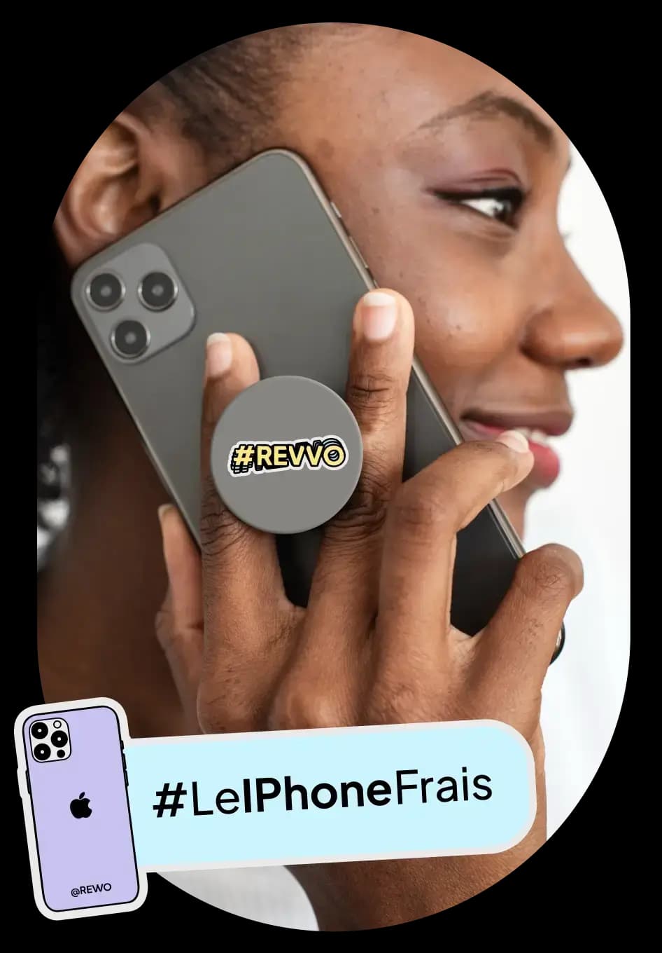 Femme avec téléphone Revvo